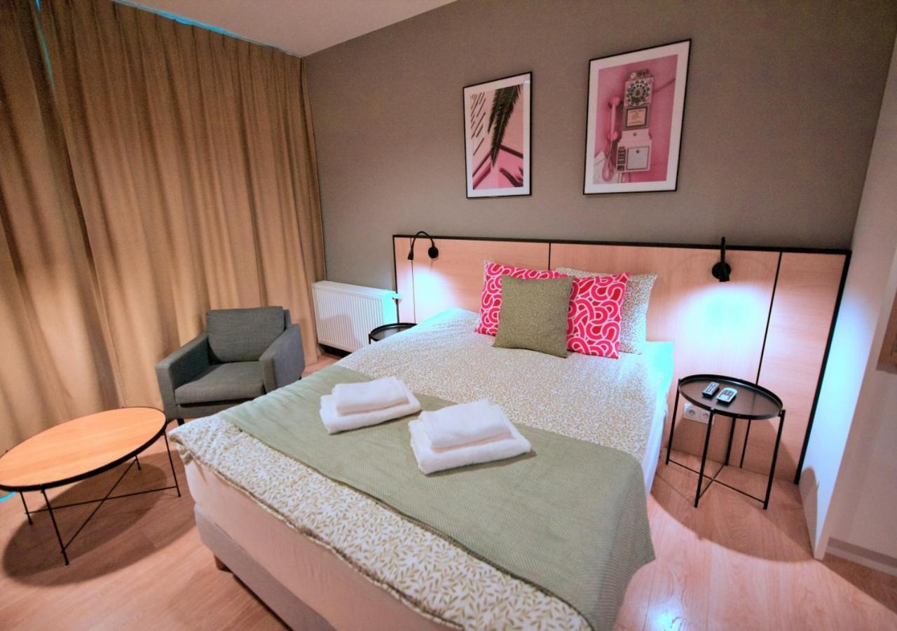 Bk Aparthotel Praga - National Stadium - Comfortable Apartment For 4 People Warszawa Zewnętrze zdjęcie