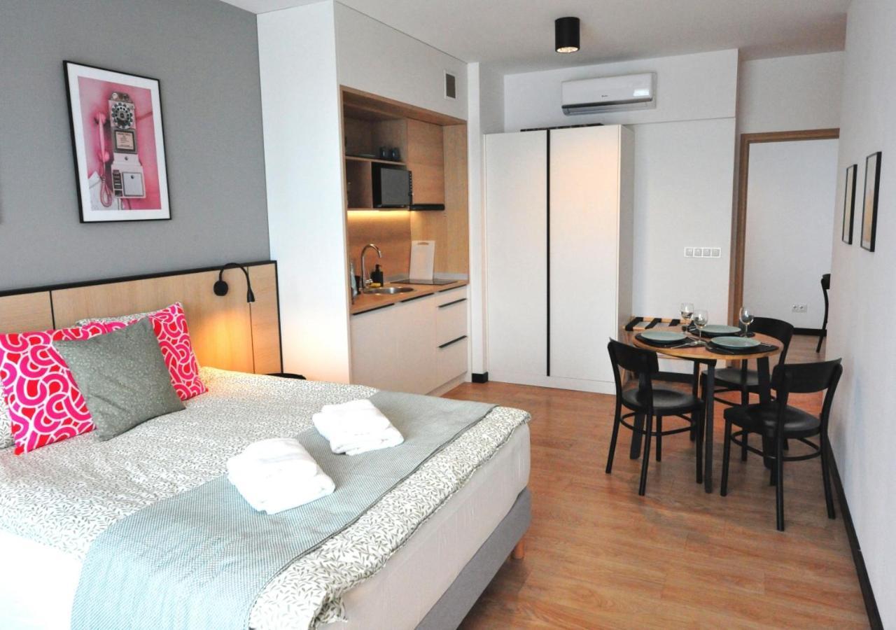 Bk Aparthotel Praga - National Stadium - Comfortable Apartment For 4 People Warszawa Zewnętrze zdjęcie